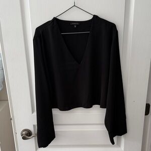 Dynamite Black V-Neck cropped blouse with loose sleeves